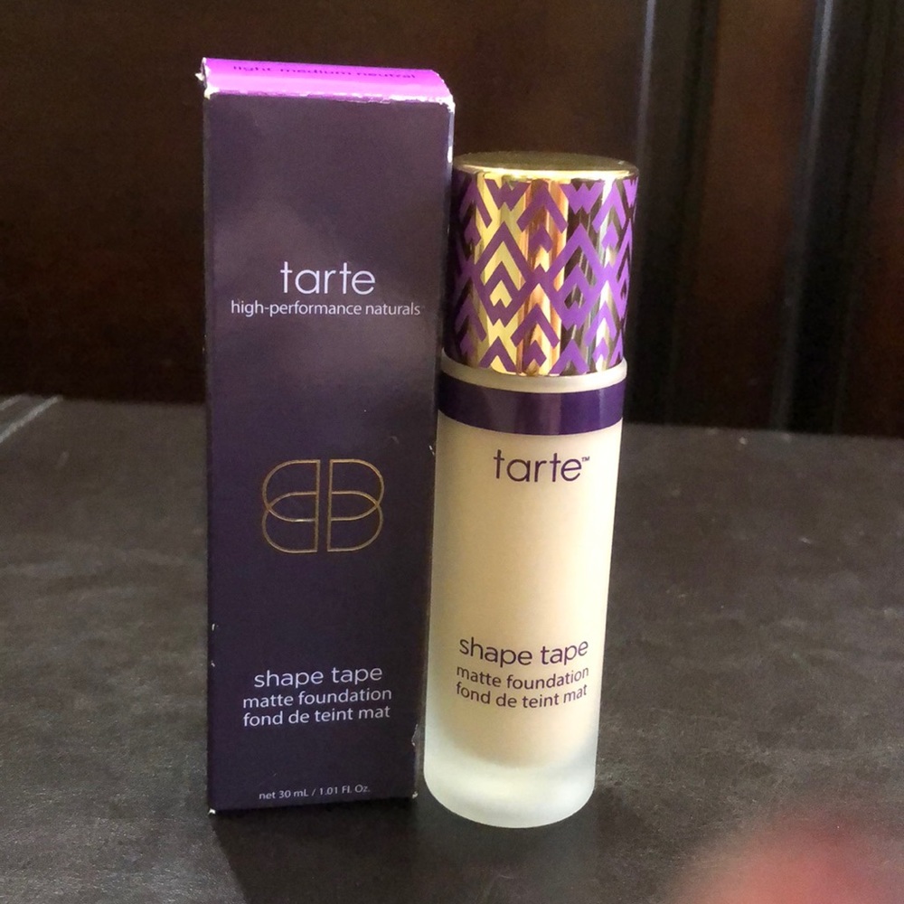 Tarte Shape Tape Matte Foundation light-medium nat